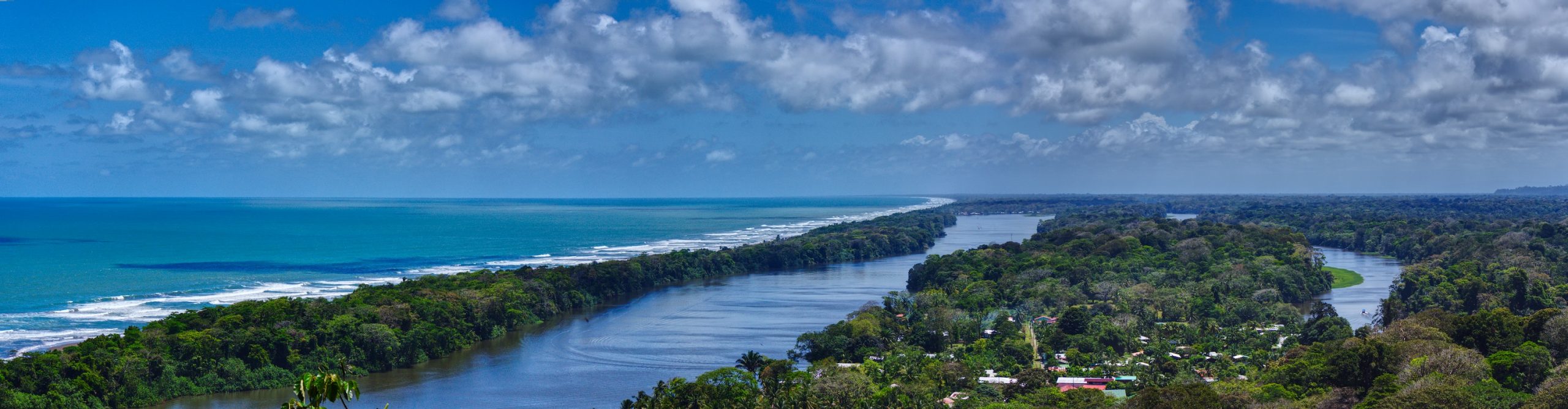 Tortuguero: Ankunft im paradiesischen „Amazonasgebiet“ Costa Ricas 🌴🐊