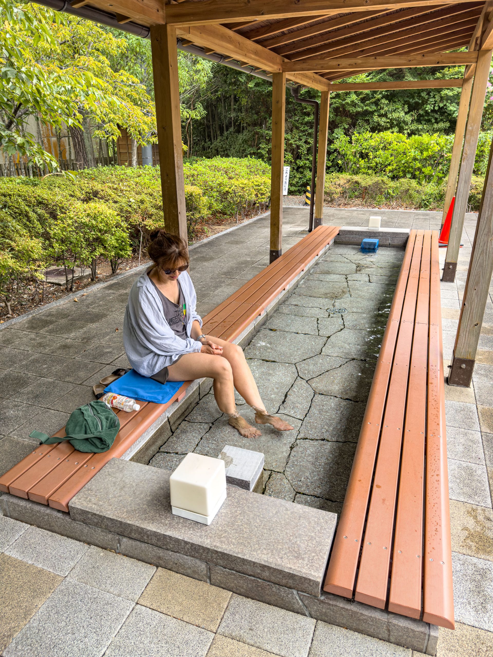 Fuss-Onsen. Kostenlos und draußen.